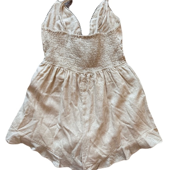 NWT Women's Princess Polly Cream Textured Playsuit Colleen Romper Beige Size 4 - Picture 5 of 10